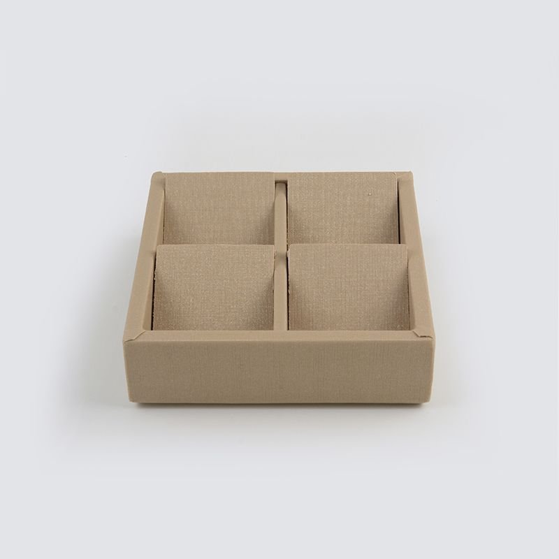 BANDEJA 4 ESP C TAG PETIT