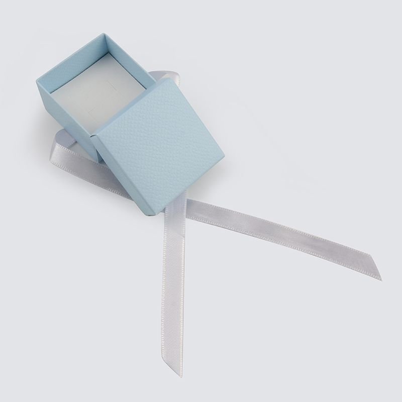 CAIXA 5*5 CROCCO AZUL/ FITA BRANCA PARA ANEL PACOTE COM 10 UNIDADES